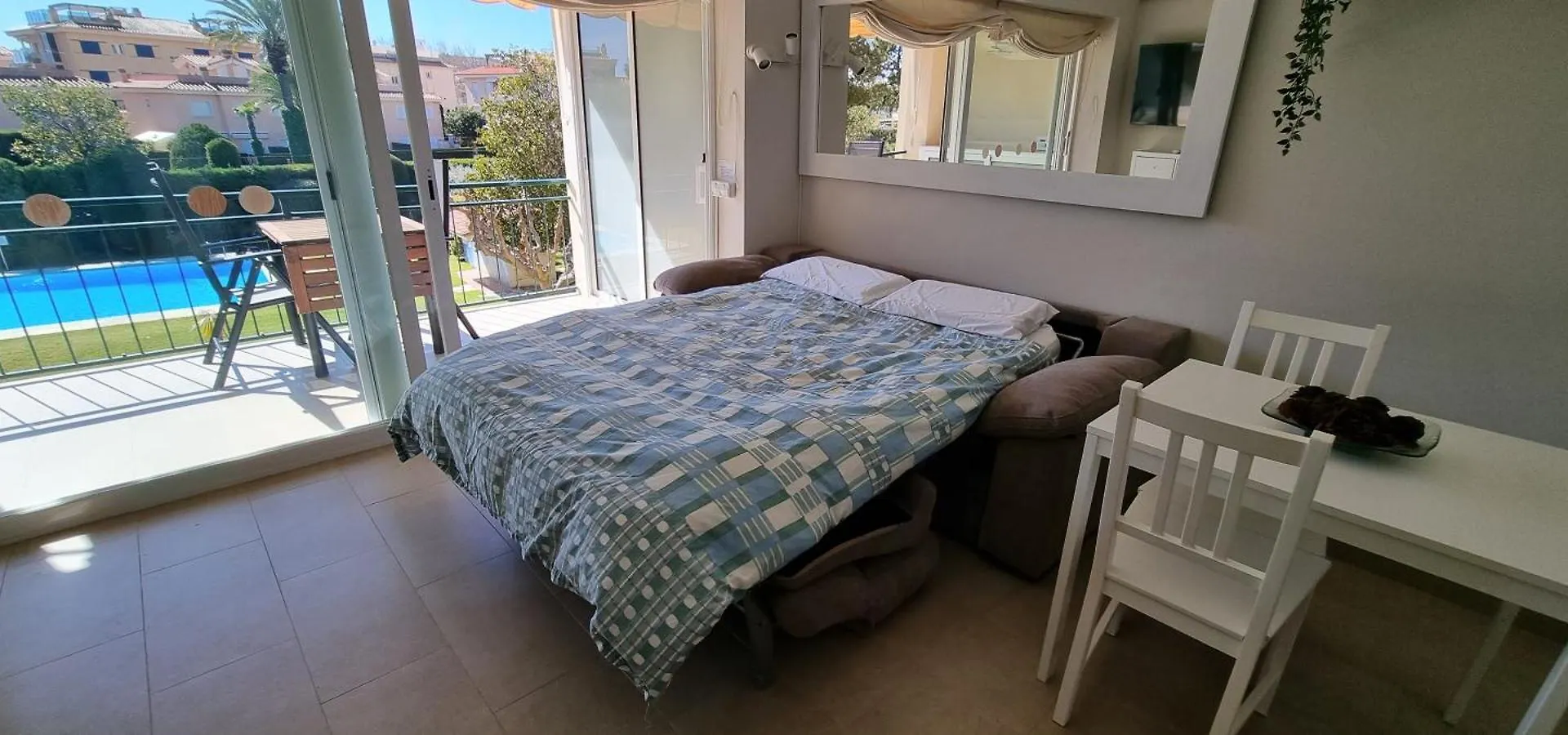 דירות ס'אגארו Vidabrava, Sagaro Garden Loft